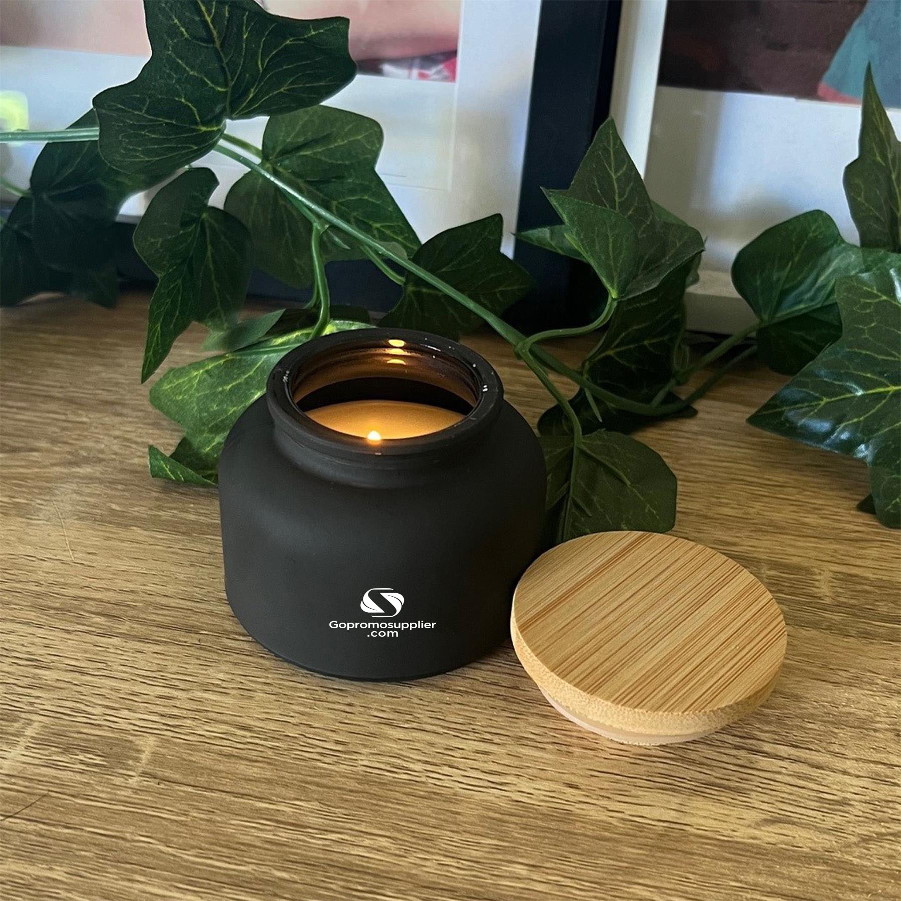 Matte Glass Jar Scented Candle With Bamboo Lid